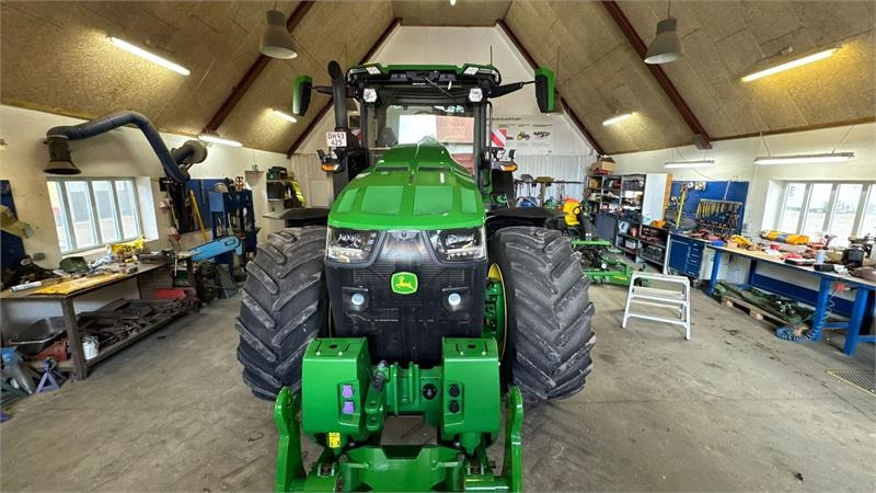 John Deere 8R340 8R340 Ultimate - Traktor: gambar 3 John Deere 8R340 8R340 Ultimate - Traktor: gambar 3