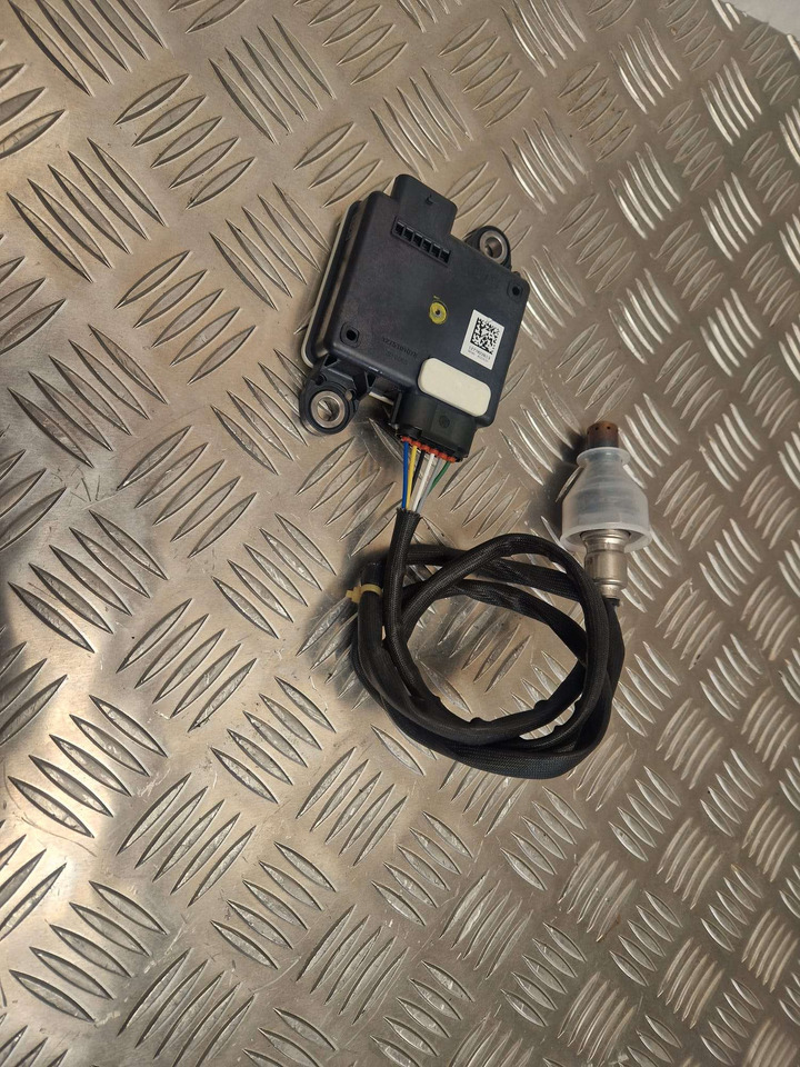 JCB nitrous oxide sensor 320/A9086 Bosch 12v - Suku Cadang Mesin untuk Peralatan konstruksi: gambar 2 JCB nitrous oxide sensor 320/A9086 Bosch 12v - Suku Cadang Mesin untuk Peralatan konstruksi: gambar 2