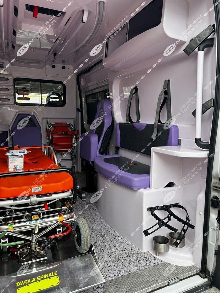 FIAT FIAT 290 DUCATO - Ambulans: gambar 4 FIAT FIAT 290 DUCATO - Ambulans: gambar 4