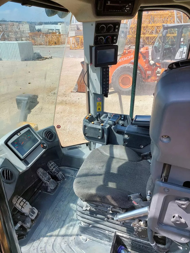 2015 Caterpillar 966M - Wheel loader: gambar 5 2015 Caterpillar 966M - Wheel loader: gambar 5
