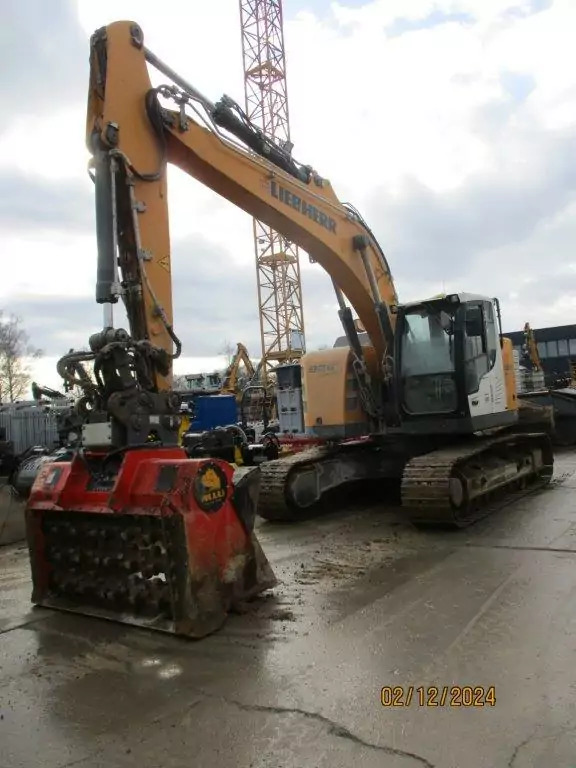2015 Liebherr R 926 Compact - Ekskavator perayap: gambar 1 2015 Liebherr R 926 Compact - Ekskavator perayap: gambar 1