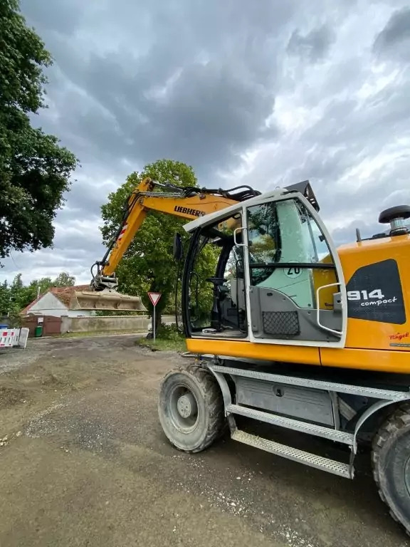 2019 Liebherr A 914 Compact - Ekskavator roda: gambar 2 2019 Liebherr A 914 Compact - Ekskavator roda: gambar 2