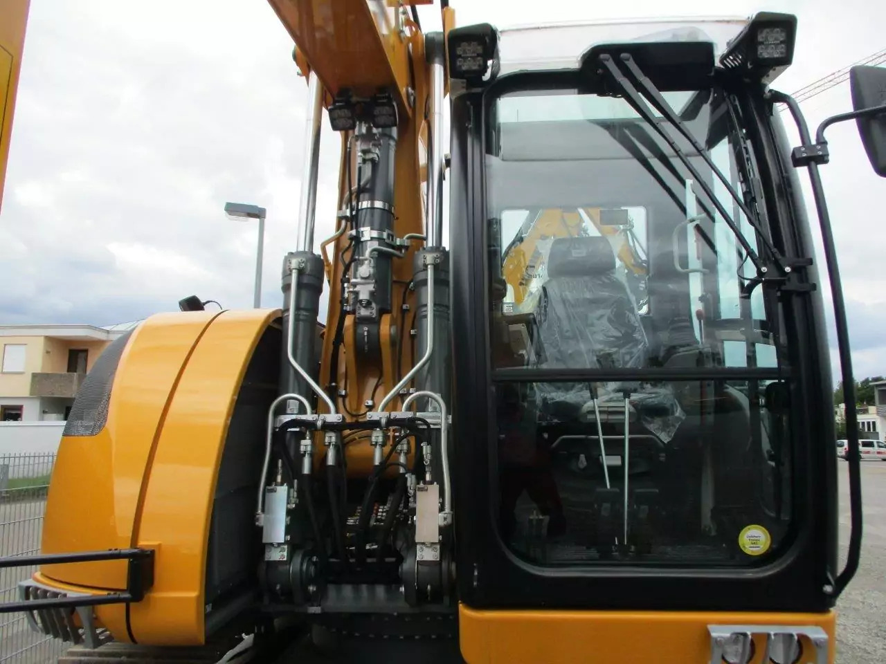 2023 Liebherr R 914 Compact G6.1-D - Ekskavator roda: gambar 5 2023 Liebherr R 914 Compact G6.1-D - Ekskavator roda: gambar 5