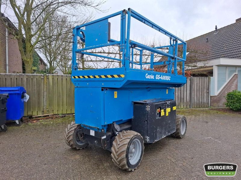 Genie GS4069 DC - Scissor lifts: gambar 1 Genie GS4069 DC - Scissor lifts: gambar 1