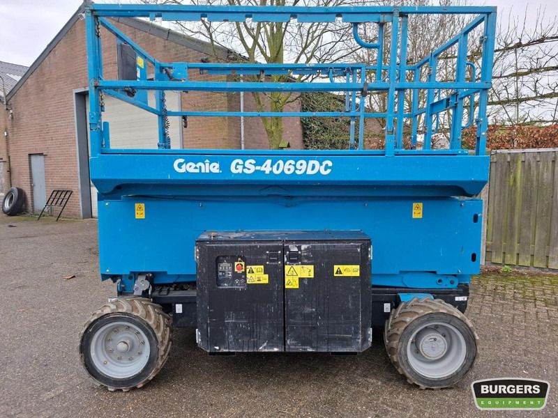 Genie GS4069 DC - Scissor lifts: gambar 5 Genie GS4069 DC - Scissor lifts: gambar 5