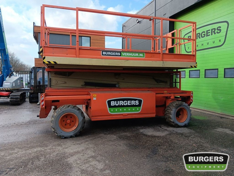 HOLLANDLIFT Q135 EL24 - Scissor lifts: gambar 2 HOLLANDLIFT Q135 EL24 - Scissor lifts: gambar 2