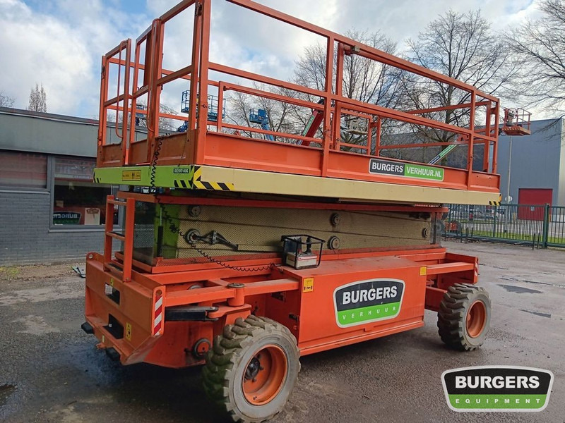HOLLANDLIFT Q135 EL24 - Scissor lifts: gambar 4 HOLLANDLIFT Q135 EL24 - Scissor lifts: gambar 4