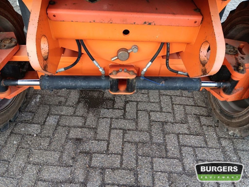 Boom teleskopik JLG 680S: gambar 11