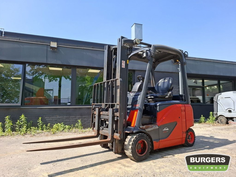 Linde E20PH - Forklift listrik: gambar 1 Linde E20PH - Forklift listrik: gambar 1