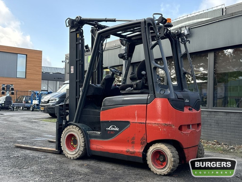 Linde E30H-01 600 - Forklift listrik: gambar 2 Linde E30H-01 600 - Forklift listrik: gambar 2
