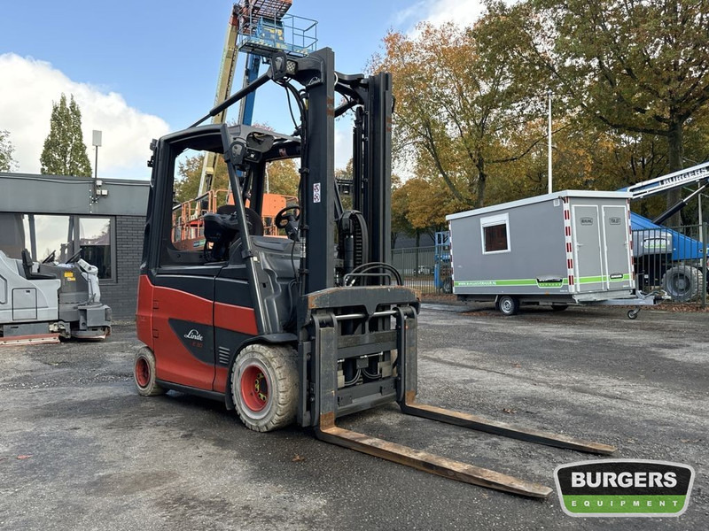Linde E30H-01 600 - Forklift listrik: gambar 5 Linde E30H-01 600 - Forklift listrik: gambar 5
