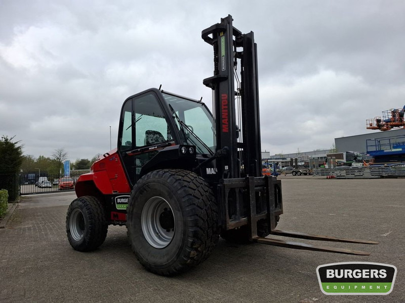 Manitou M30-4 - Forklift medan kasar: gambar 2 Manitou M30-4 - Forklift medan kasar: gambar 2