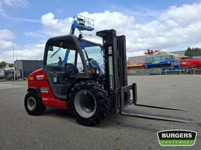 Manitou MH25-4 Buggy - Forklift medan kasar: gambar 2 Manitou MH25-4 Buggy - Forklift medan kasar: gambar 2