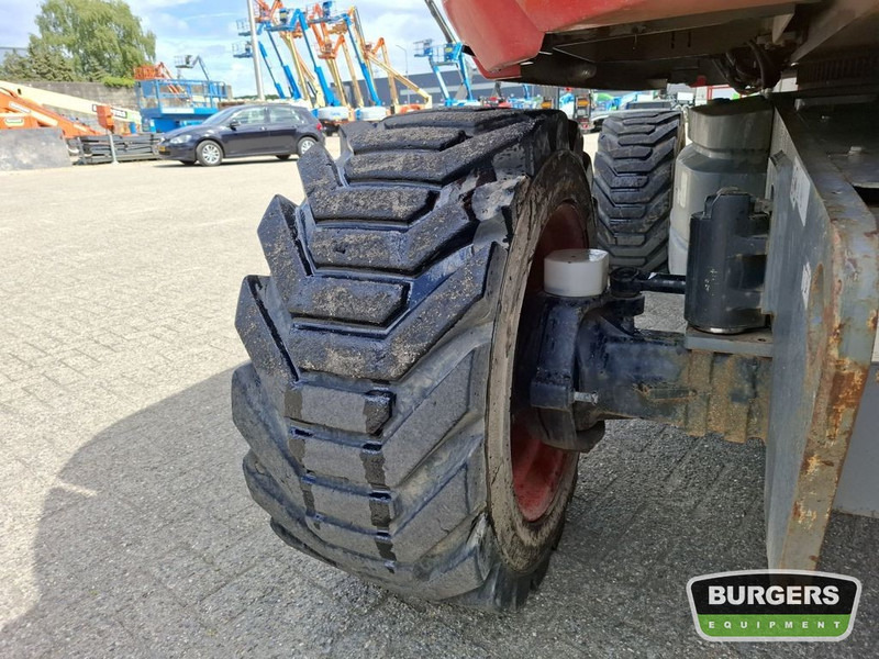 Boom artikulasi Skyjack SJ85 AJ: gambar 16