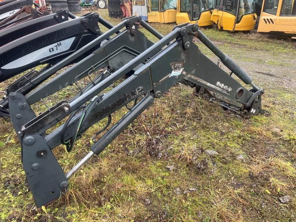 Ålö Quicke Q950 lastare - Pemuat depan untuk traktor: gambar 1 Ålö Quicke Q950 lastare - Pemuat depan untuk traktor: gambar 1