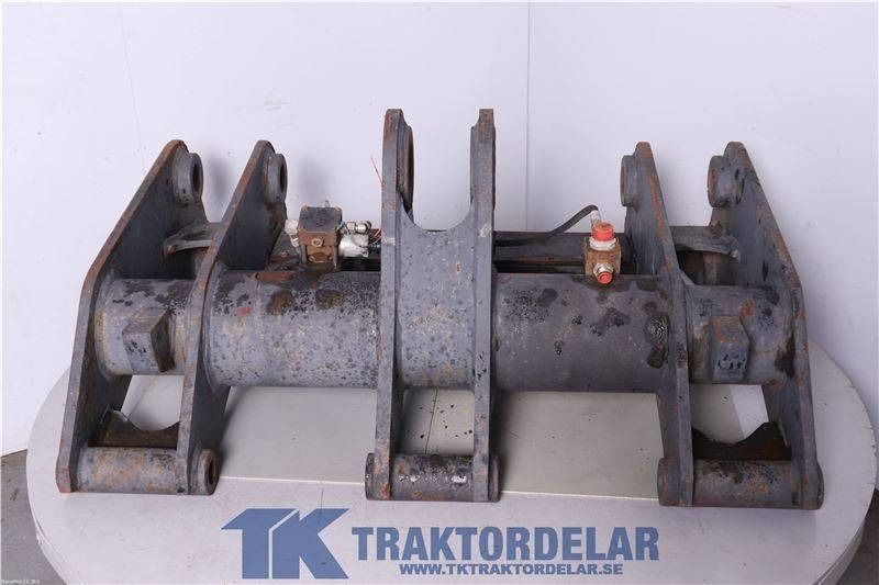 CAT Redskapsfäste / Quickhitch CAT 966 - Skrup cepat untuk Peralatan konstruksi: gambar 1 CAT Redskapsfäste / Quickhitch CAT 966 - Skrup cepat untuk Peralatan konstruksi: gambar 1