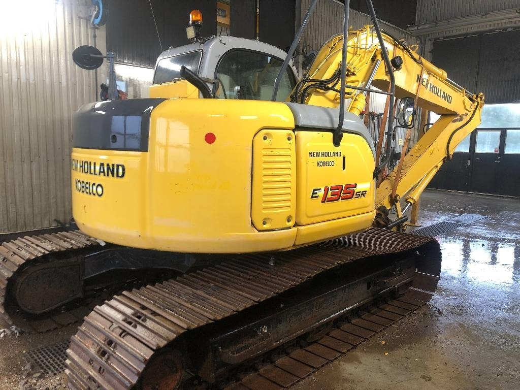 New Holland Kobelco E135SR dismantled: only spare parts - Ekskavator perayap: gambar 3 New Holland Kobelco E135SR dismantled: only spare parts - Ekskavator perayap: gambar 3