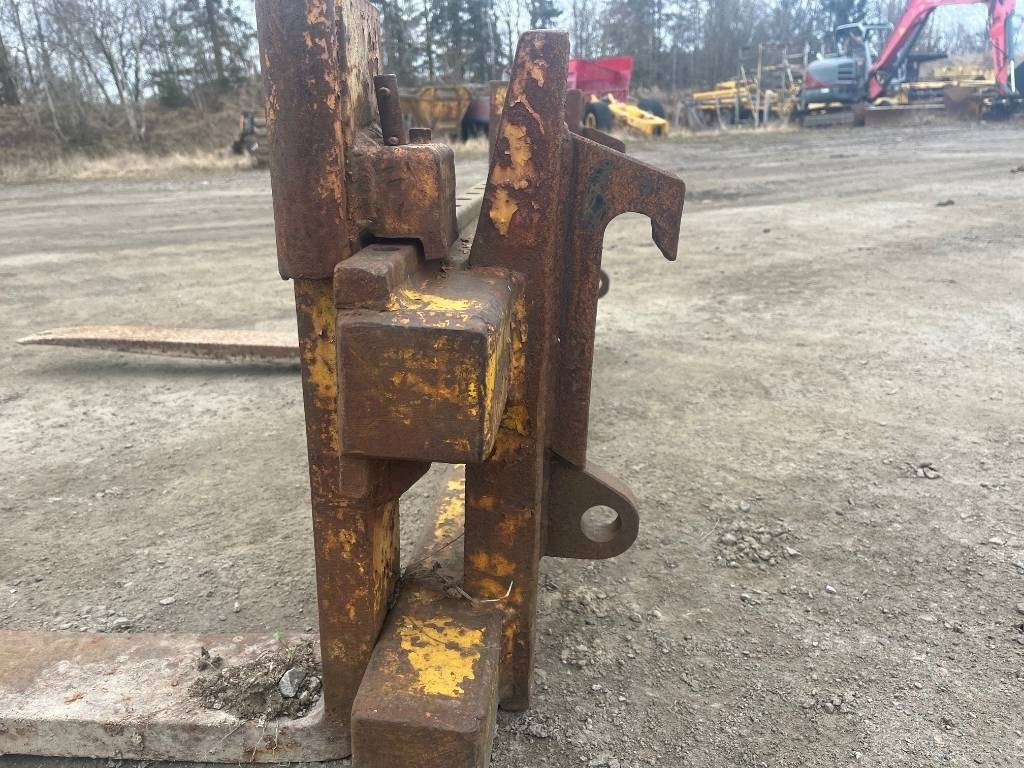 Pallgafflar / Gaffelställ Hymas Hymas 470 med fler - Garpu rumput untuk Peralatan konstruksi: gambar 3 Pallgafflar / Gaffelställ Hymas Hymas 470 med fler - Garpu rumput untuk Peralatan konstruksi: gambar 3