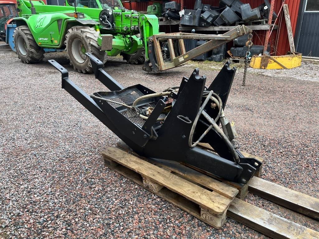 Lastarfäste Trima till Ford 5600 6600 7600 5610 66 - Peralatan lainnya: gambar 1 Lastarfäste Trima till Ford 5600 6600 7600 5610 66 - Peralatan lainnya: gambar 1