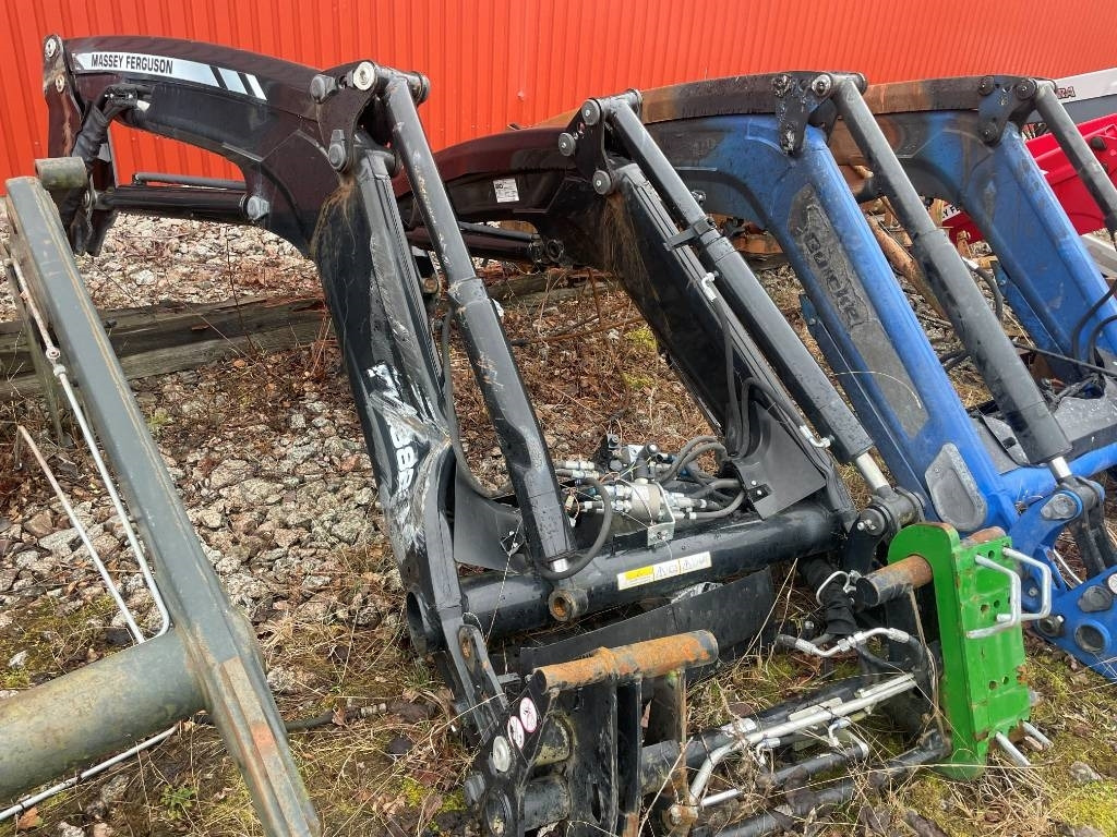 Reservdelar/ Parts till Ålö Quicke Q4 M - Pemuat depan untuk traktor: gambar 1 Reservdelar/ Parts till Ålö Quicke Q4 M - Pemuat depan untuk traktor: gambar 1