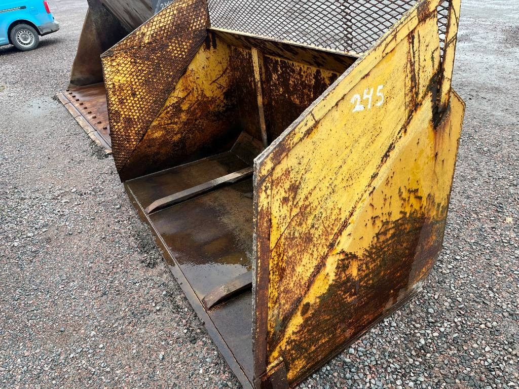 Snöskopa / Lättmatrialskopa Lilla Bm fästet - Ember untuk Peralatan konstruksi: gambar 3 Snöskopa / Lättmatrialskopa Lilla Bm fästet - Ember untuk Peralatan konstruksi: gambar 3