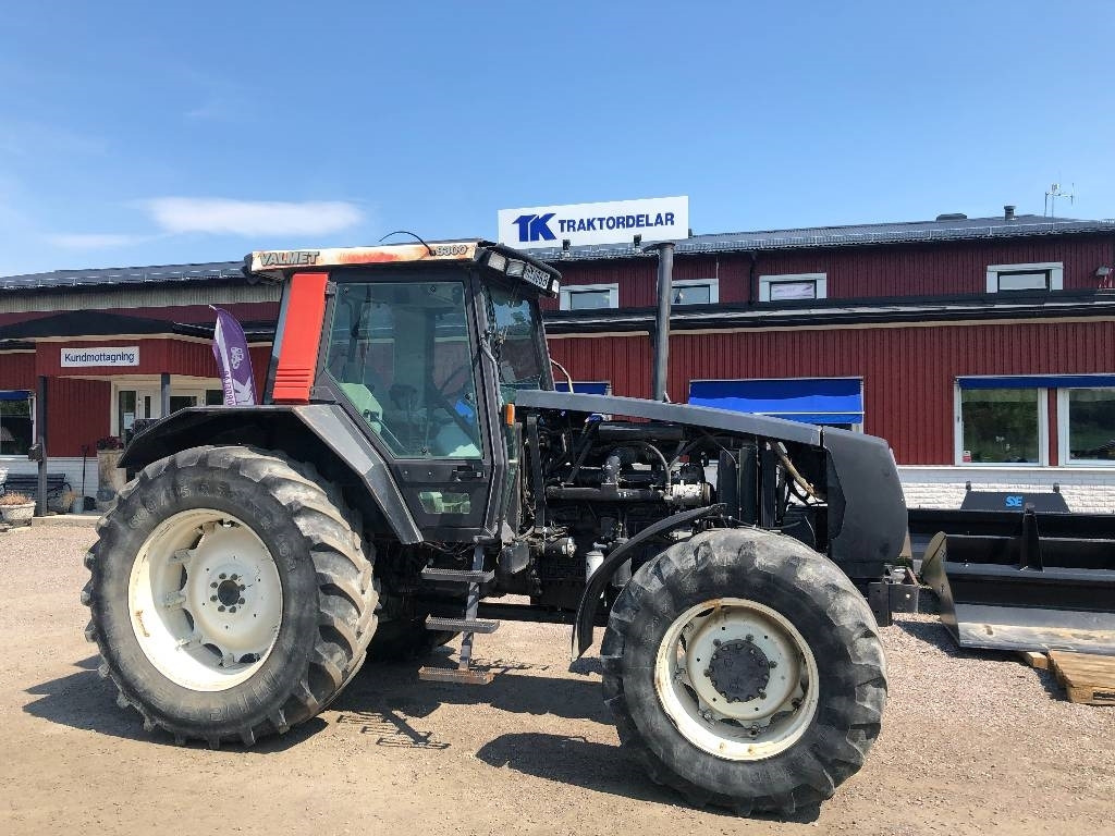 Valtra Valmet 8300 dismantled for spare parts - Traktor: gambar 1 Valtra Valmet 8300 dismantled for spare parts - Traktor: gambar 1