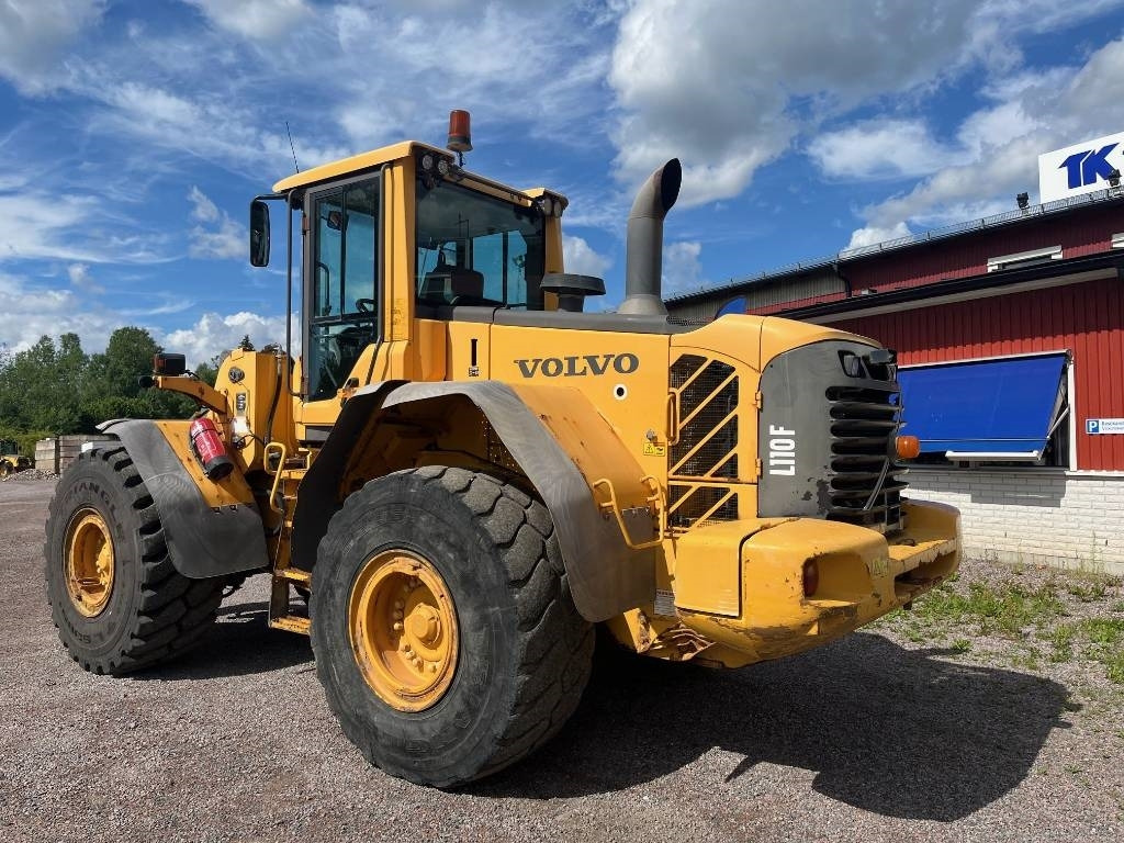 Volvo L 110 F - Wheel loader: gambar 2 Volvo L 110 F - Wheel loader: gambar 2