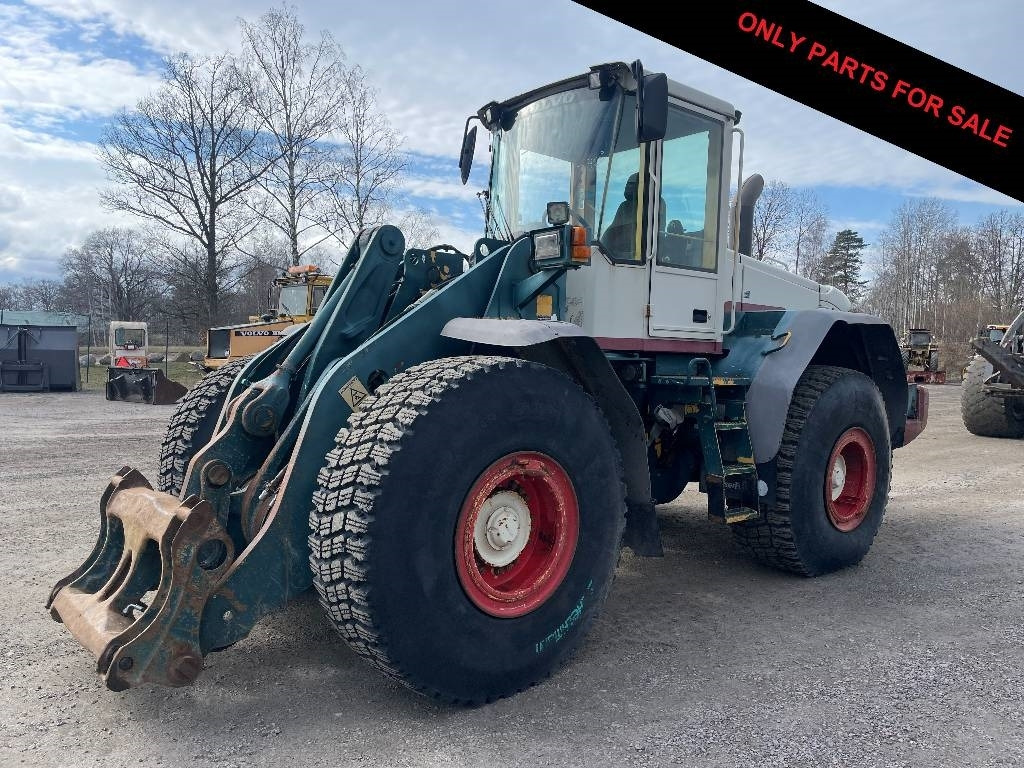 Volvo L 120 E Dismantled: only spare parts - Wheel loader: gambar 1 Volvo L 120 E Dismantled: only spare parts - Wheel loader: gambar 1