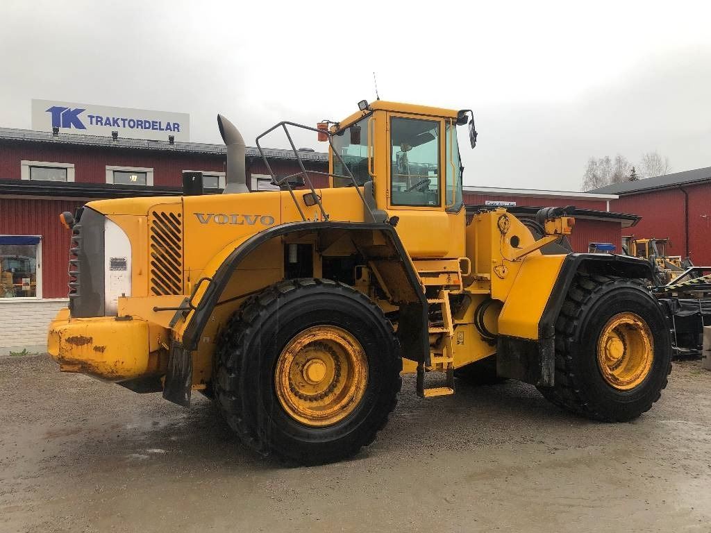 Volvo L 220 E Dismantled: only spare parts - Wheel loader: gambar 2 Volvo L 220 E Dismantled: only spare parts - Wheel loader: gambar 2