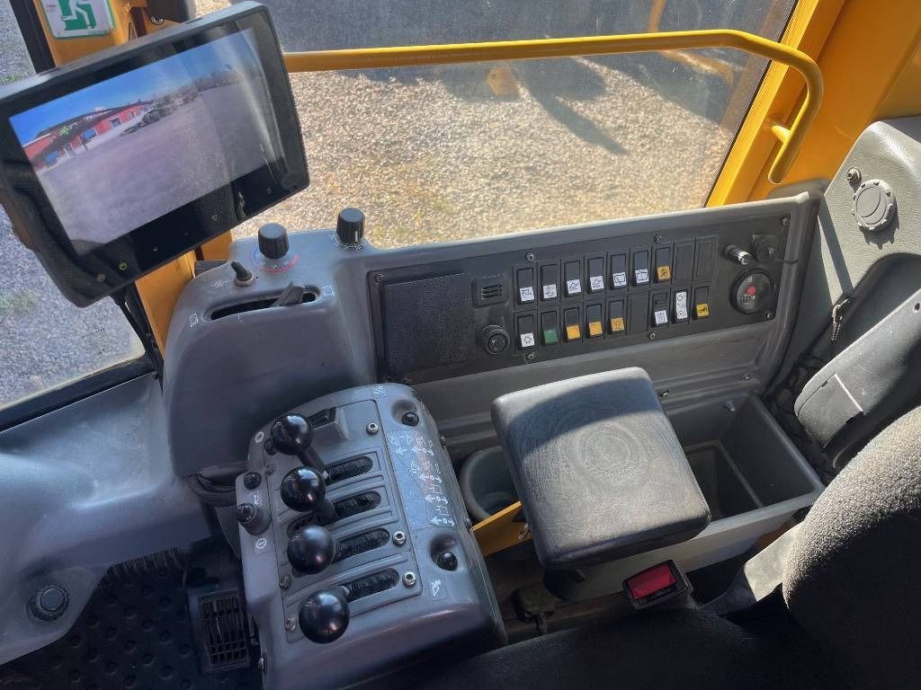 Wheel loader Volvo L 50 E: gambar 13 Wheel loader Volvo L 50 E: gambar 13
