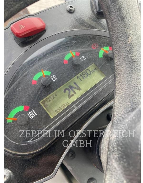 CAT 908M - Wheel loader: gambar 5 CAT 908M - Wheel loader: gambar 5