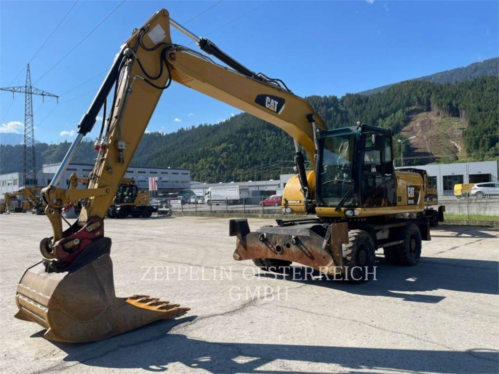 CAT M316D - Ekskavator roda: gambar 2 CAT M316D - Ekskavator roda: gambar 2