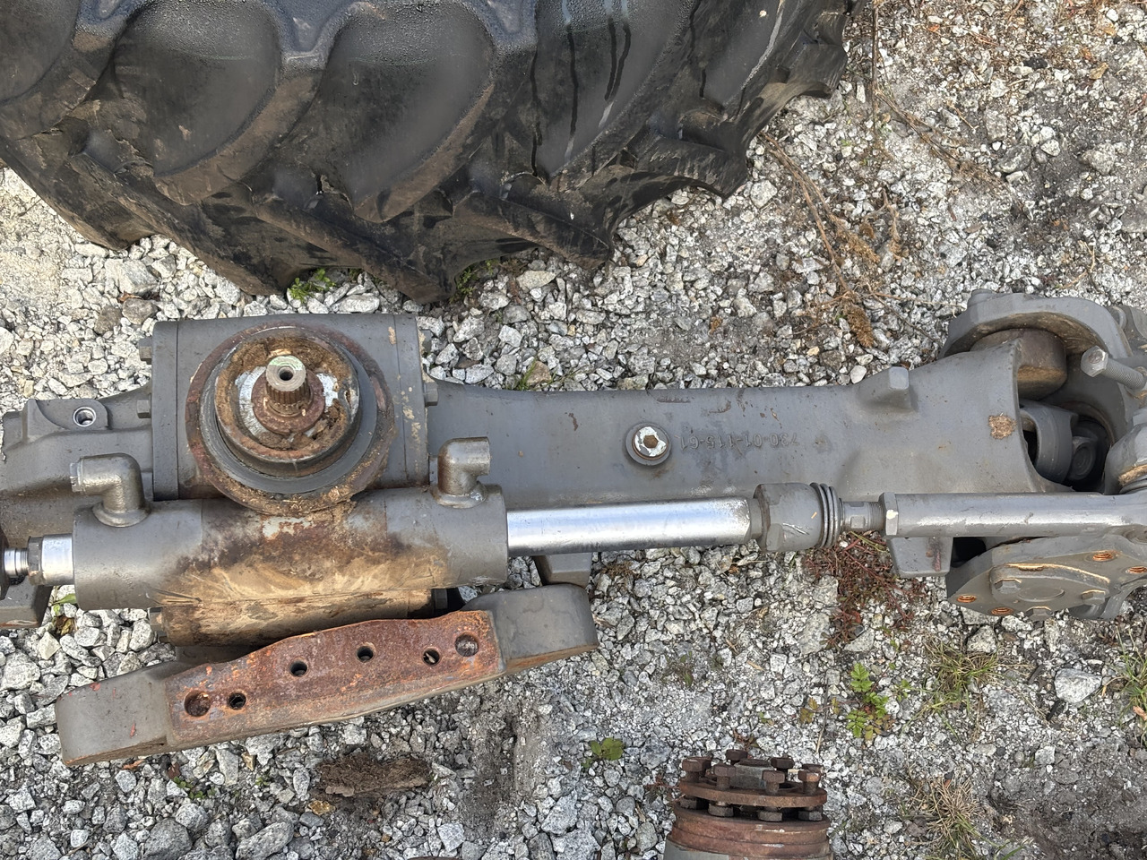 AGCO Massey Ferguson 5710 5711 5712 5713 Obudowa Mostu 7300111561 - Poros dan bagian untuk Peralatan pertanian: gambar 1 AGCO Massey Ferguson 5710 5711 5712 5713 Obudowa Mostu 7300111561 - Poros dan bagian untuk Peralatan pertanian: gambar 1