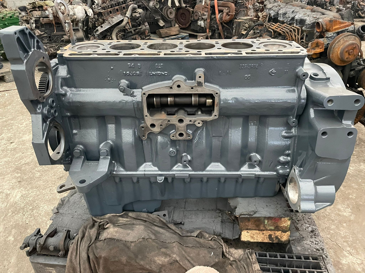 Cat Caterpillar C9 - słupek silnika - Mesin untuk Peralatan pertanian: gambar 2 Cat Caterpillar C9 - słupek silnika - Mesin untuk Peralatan pertanian: gambar 2