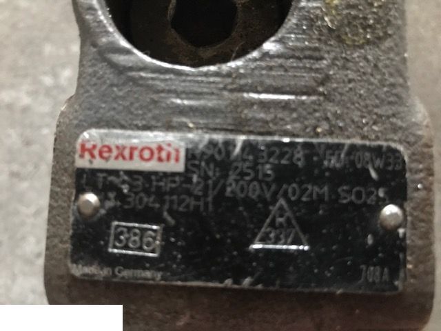 Claas Ares - Blok Zaworowy REXROTH - Katup hidrolik untuk Peralatan pertanian: gambar 2 Claas Ares - Blok Zaworowy REXROTH - Katup hidrolik untuk Peralatan pertanian: gambar 2