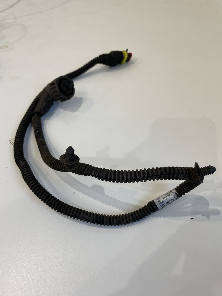 Claas Arion 550-520 650-620 - kabel wiązka elektryczna 0021581981 0021581982 - Kabel/ Kawat harness untuk Traktor: gambar 1 Claas Arion 550-520 650-620 - kabel wiązka elektryczna 0021581981 0021581982 - Kabel/ Kawat harness untuk Traktor: gambar 1