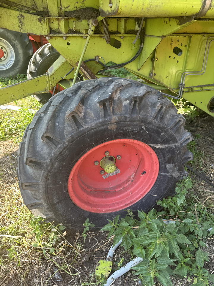 Claas Dominator koła kompletne tylne 24 cale - Roda untuk Peralatan pertanian: gambar 1 Claas Dominator koła kompletne tylne 24 cale - Roda untuk Peralatan pertanian: gambar 1