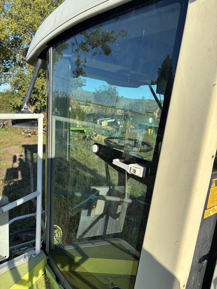 Claas Jaguar 820 840 860 Drzwi Prawe Lewe Kierowcy 0006255752 - Pintu dan bagian untuk Peralatan pertanian: gambar 1 Claas Jaguar 820 840 860 Drzwi Prawe Lewe Kierowcy 0006255752 - Pintu dan bagian untuk Peralatan pertanian: gambar 1