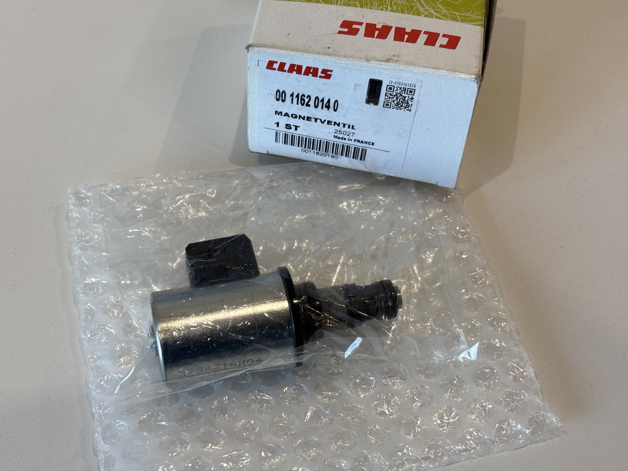 Claas Jaguar 930 960 980 990 Elektrozawór Skrzyni Biegoów 0011620140 00 1162 014 0 - Hidrolika untuk Peralatan pertanian: gambar 1 Claas Jaguar 930 960 980 990 Elektrozawór Skrzyni Biegoów 0011620140 00 1162 014 0 - Hidrolika untuk Peralatan pertanian: gambar 1