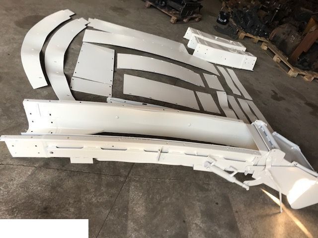 Claas Jaguar 960 - Tunel / Rura Wyrzutu - Tubuh dan eksterior untuk Pemanen hijauan: gambar 2 Claas Jaguar 960 - Tunel / Rura Wyrzutu - Tubuh dan eksterior untuk Pemanen hijauan: gambar 2