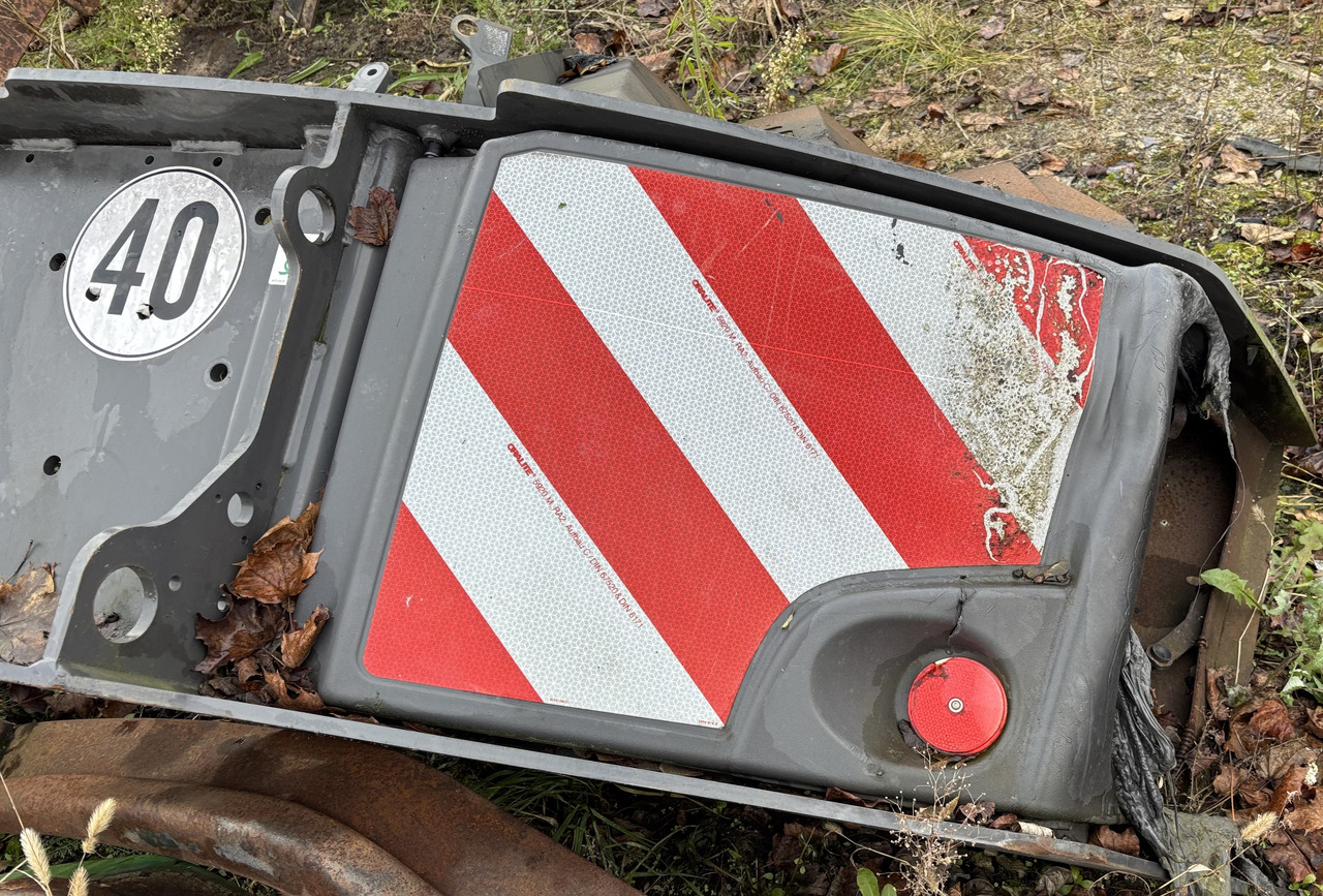 Claas Jaguar 970 Rama Tylna Tył Ramy 0026877612 00 2687 761 2 - Bingkai/ Sasis untuk Peralatan pertanian: gambar 3 Claas Jaguar 970 Rama Tylna Tył Ramy 0026877612 00 2687 761 2 - Bingkai/ Sasis untuk Peralatan pertanian: gambar 3