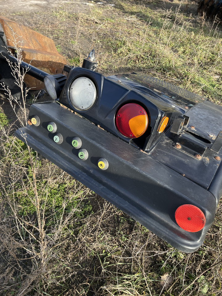 Claas Lexion - błotnik guziki sterowanie - Spatbor untuk Peralatan pertanian: gambar 1 Claas Lexion - błotnik guziki sterowanie - Spatbor untuk Peralatan pertanian: gambar 1