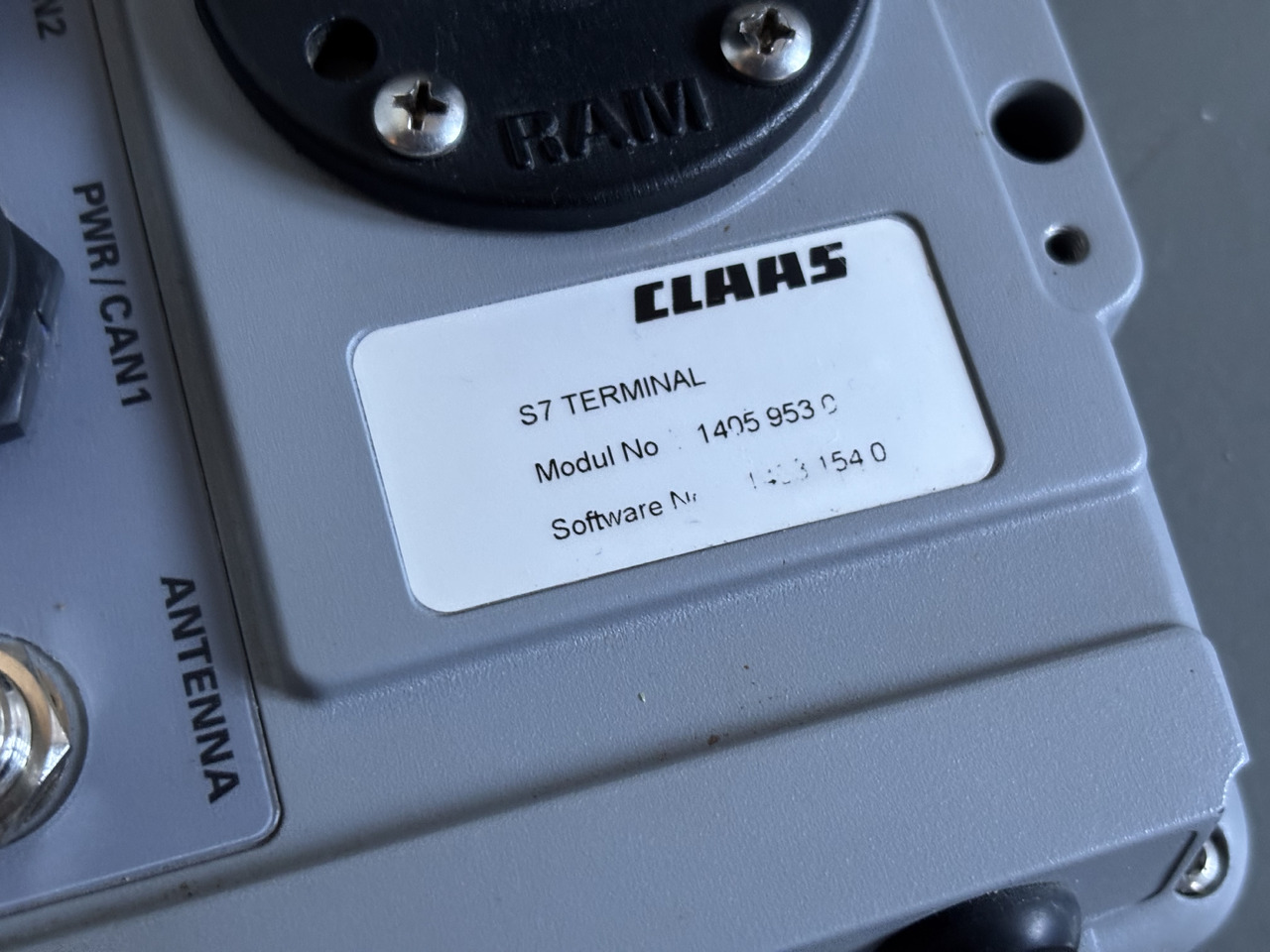 Claas Terminal S7 Omnistar 14059530 1405 953 0 - Sistem navigasi untuk Peralatan pertanian: gambar 5 Claas Terminal S7 Omnistar 14059530 1405 953 0 - Sistem navigasi untuk Peralatan pertanian: gambar 5