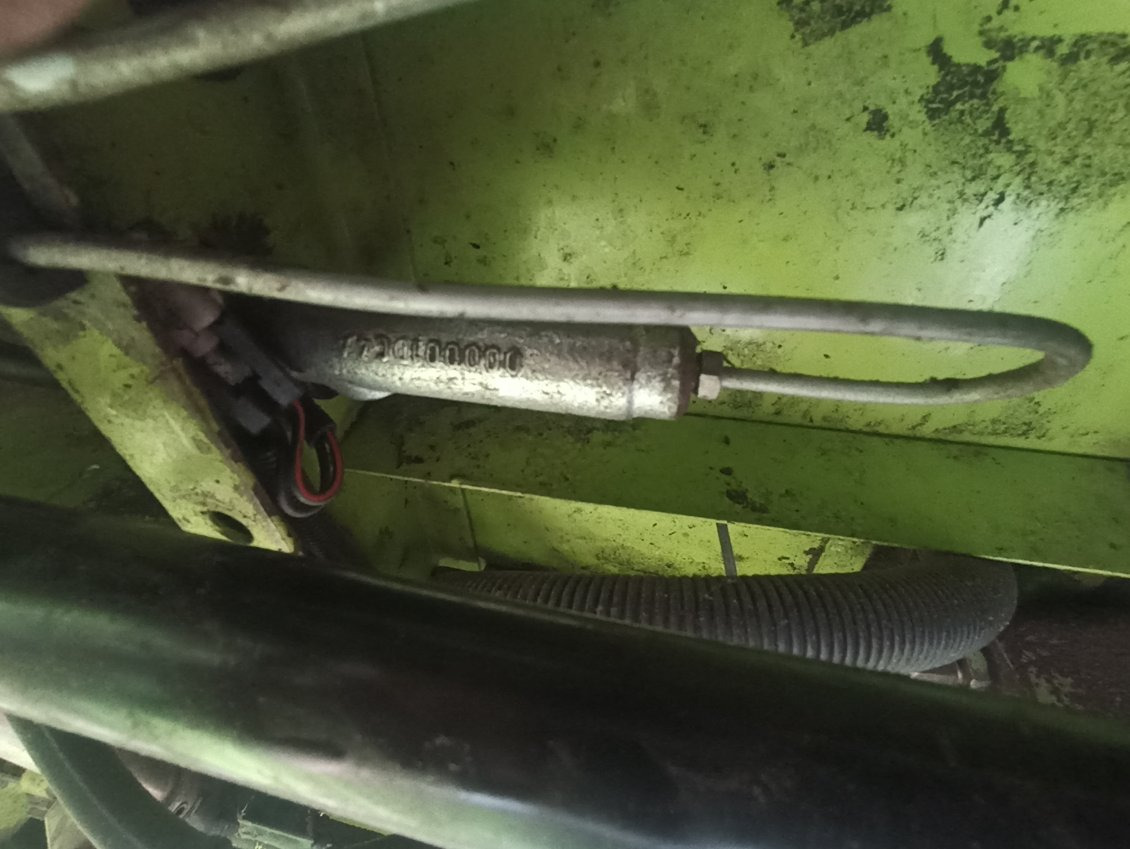 Claas dominator pompka hamulcowa pompa - Bagian Rem untuk Pemanen gabungan: gambar 2 Claas dominator pompka hamulcowa pompa - Bagian Rem untuk Pemanen gabungan: gambar 2