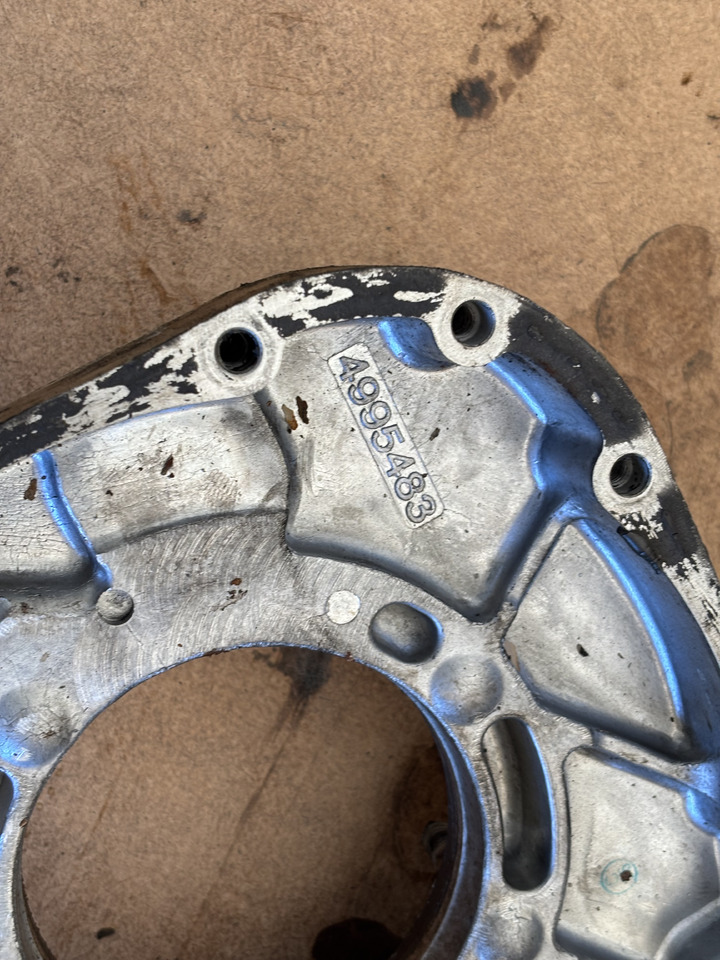 Cummins 6CT 6CT8.3 6C8.3 Obudowa koła zębatego Wałka rozrządu 4992991 4995483 - Camshaft untuk Peralatan pertanian: gambar 2 Cummins 6CT 6CT8.3 6C8.3 Obudowa koła zębatego Wałka rozrządu 4992991 4995483 - Camshaft untuk Peralatan pertanian: gambar 2