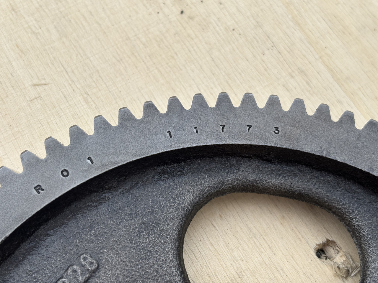 Cummins 8.3 6CT 6CTA 6CTAA Koło zębate wałka rozrządu 3918777 3907677 3917328 3901967 ORYGINAŁ - Camshaft untuk Peralatan pertanian: gambar 4 Cummins 8.3 6CT 6CTA 6CTAA Koło zębate wałka rozrządu 3918777 3907677 3917328 3901967 ORYGINAŁ - Camshaft untuk Peralatan pertanian: gambar 4