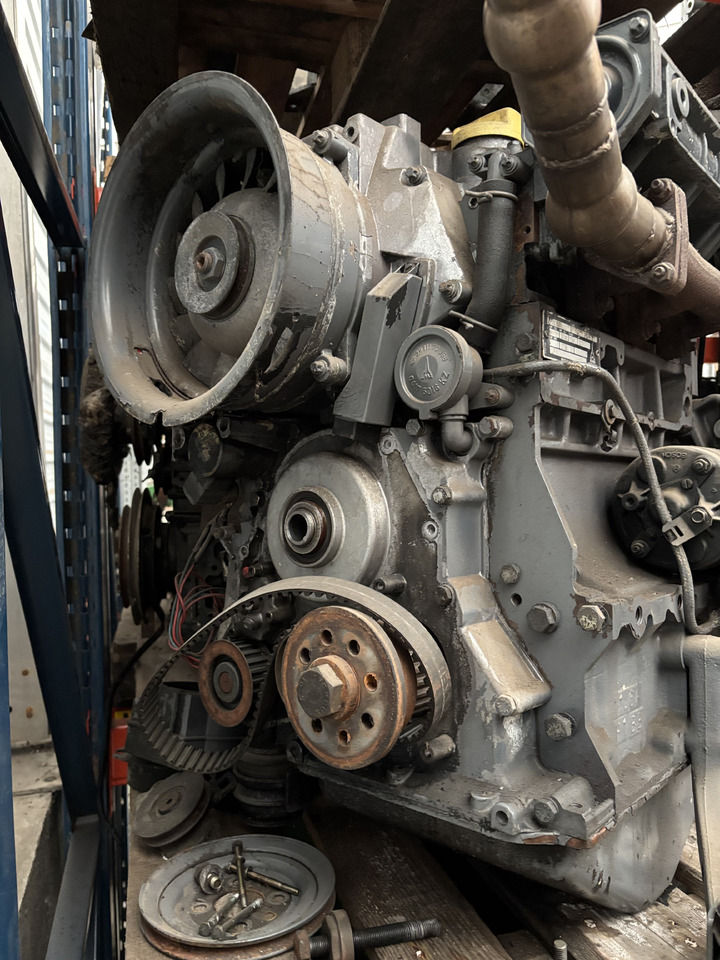 DEUTZ F3L 1011 F3L1011 Silnik - Mesin untuk Peralatan konstruksi: gambar 4 DEUTZ F3L 1011 F3L1011 Silnik - Mesin untuk Peralatan konstruksi: gambar 4