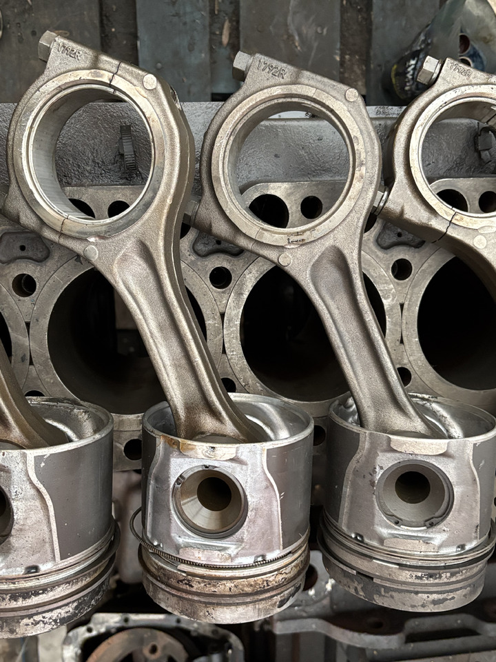 Deutz 04901791 Korbowód Korbowody 1792R - Batang penghubung untuk Peralatan konstruksi: gambar 2 Deutz 04901791 Korbowód Korbowody 1792R - Batang penghubung untuk Peralatan konstruksi: gambar 2