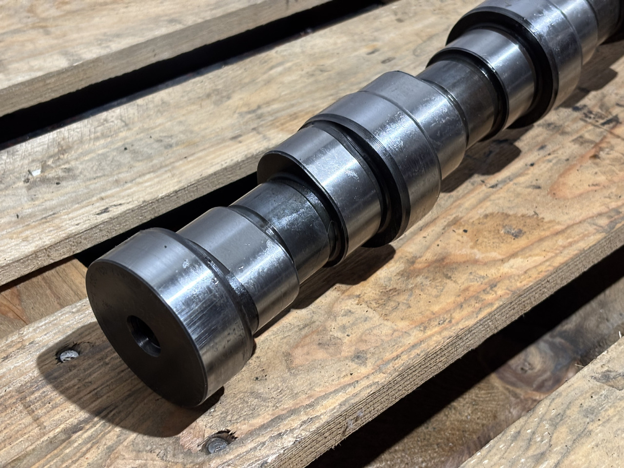 Deutz 04909276 TCD 7.8 L6 04914636 Wałek Rozrządu - Camshaft untuk Peralatan pertanian: gambar 2 Deutz 04909276 TCD 7.8 L6 04914636 Wałek Rozrządu - Camshaft untuk Peralatan pertanian: gambar 2