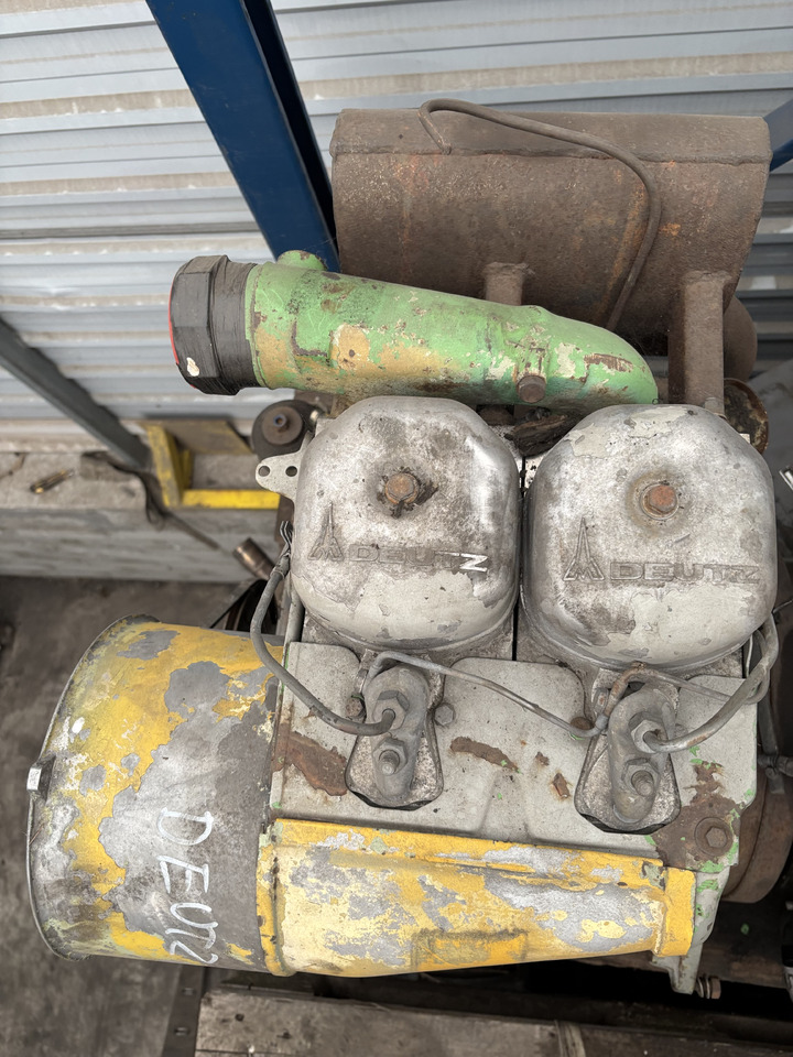 Deutz F2L912 Silnik Kompletny - Mesin untuk Peralatan konstruksi: gambar 2 Deutz F2L912 Silnik Kompletny - Mesin untuk Peralatan konstruksi: gambar 2